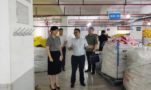 抖圈人生就是博公司赴安贝斯毛绒玩具调查调研物流情况